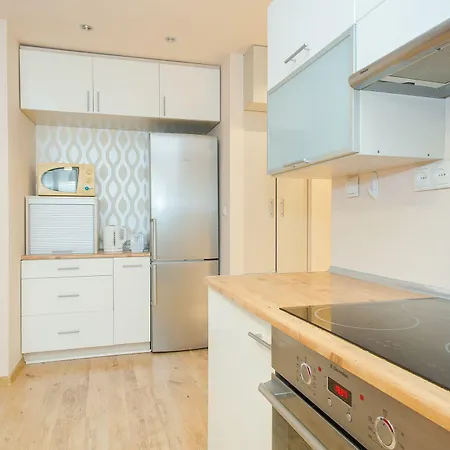 Shortstaypoland Solidarnosci * Warsaw